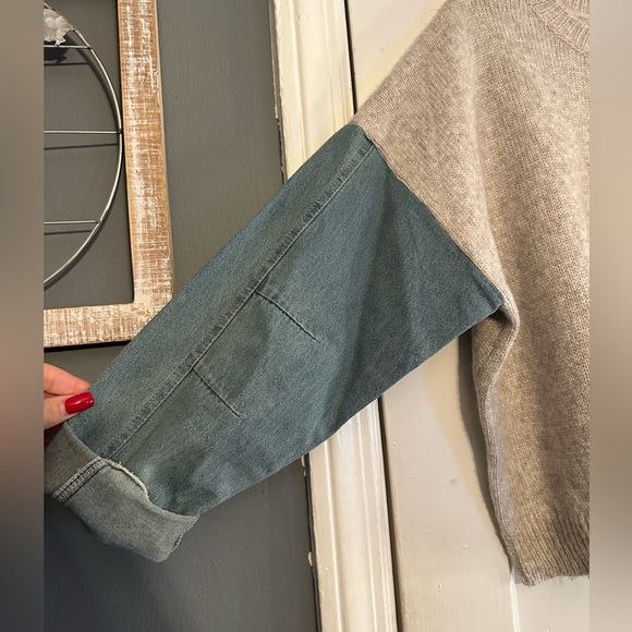 Color block sweater - Picture 2 of 6